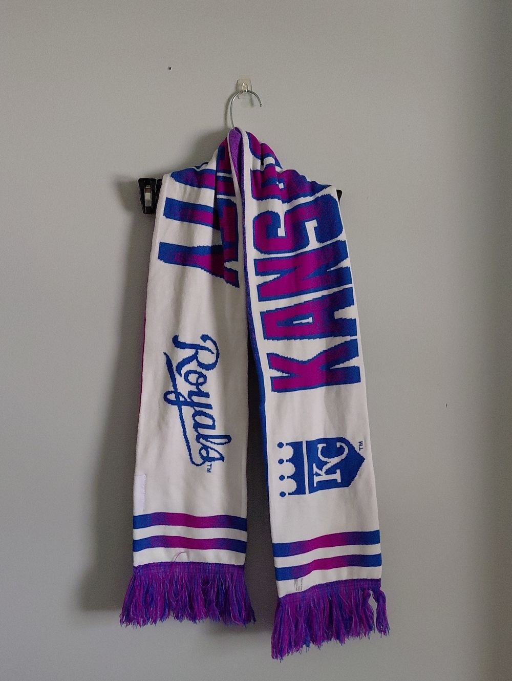 Kansas City Royals 2026 Giveaway Scarf  Coca Cola Hey Hey Hey White Blue Purple